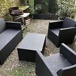 דירה Au Vieux Lavoir Avec Parking Prive, Jardin , Climatisation, A 500 M De La Cite