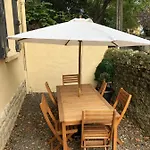 Au Vieux Lavoir Avec Parking Prive, Jardin , Climatisation, A 500 M De La Cite דירה