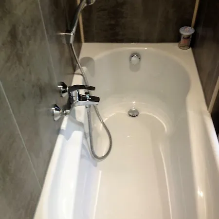 Au Vieux Lavoir Avec Parking Prive, Jardin , Climatisation, A 500 M De La Cite Apartament Carcassonne